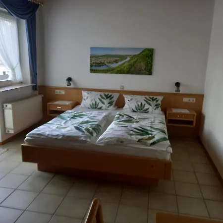 Wein- Und Gaestehaus Hermes-hoffmann ベッド・アンド・ブレックファスト